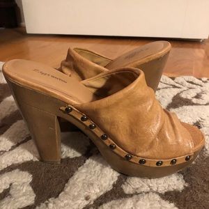 Zigi Soho slouchy heel sandals